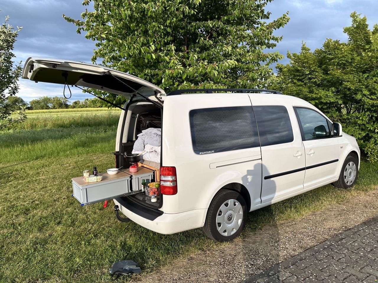 Volkswagen Caddy Maxi Life 2.0 BMT (2015)