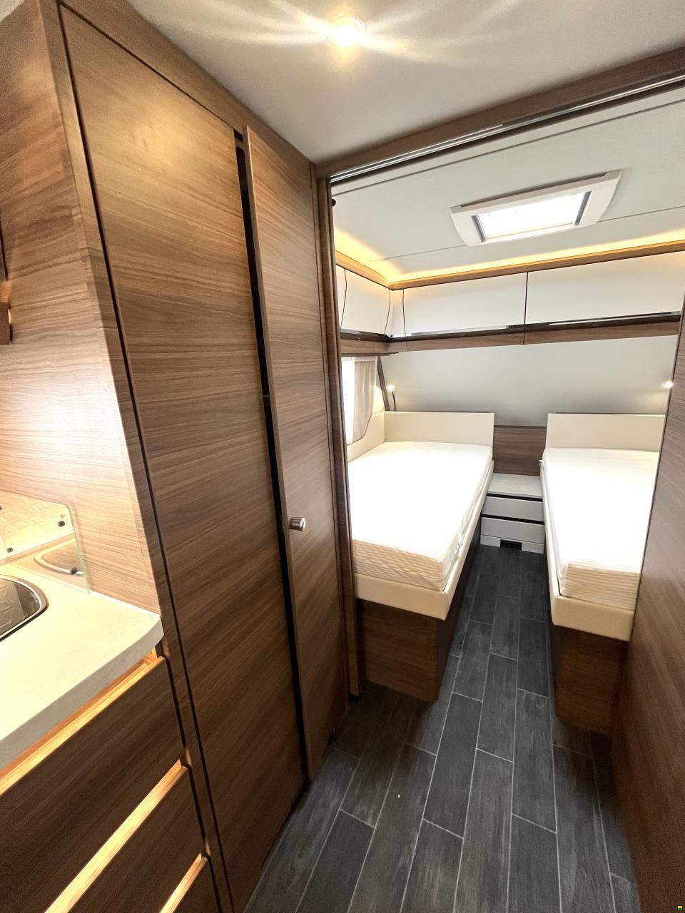 Tabbert Puccini 655 EL mit XXL Einzelbetten