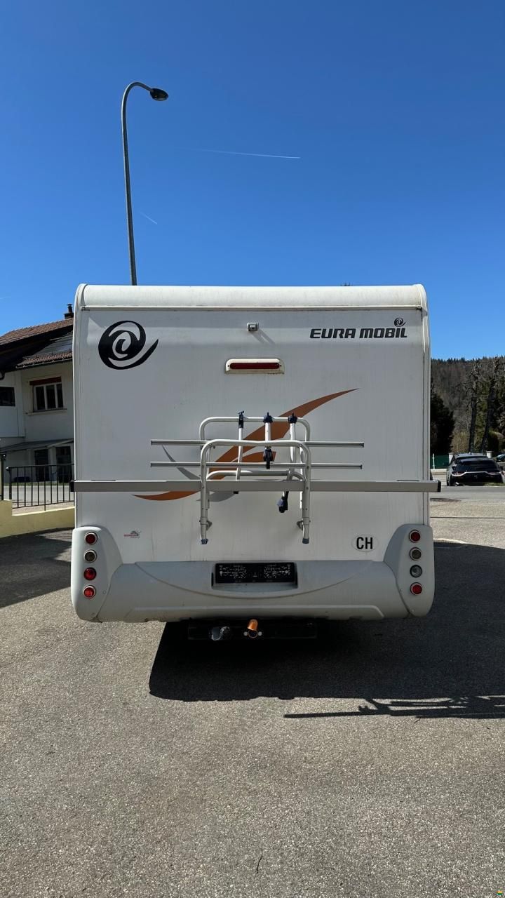 Ford Eura Profila 672 SB