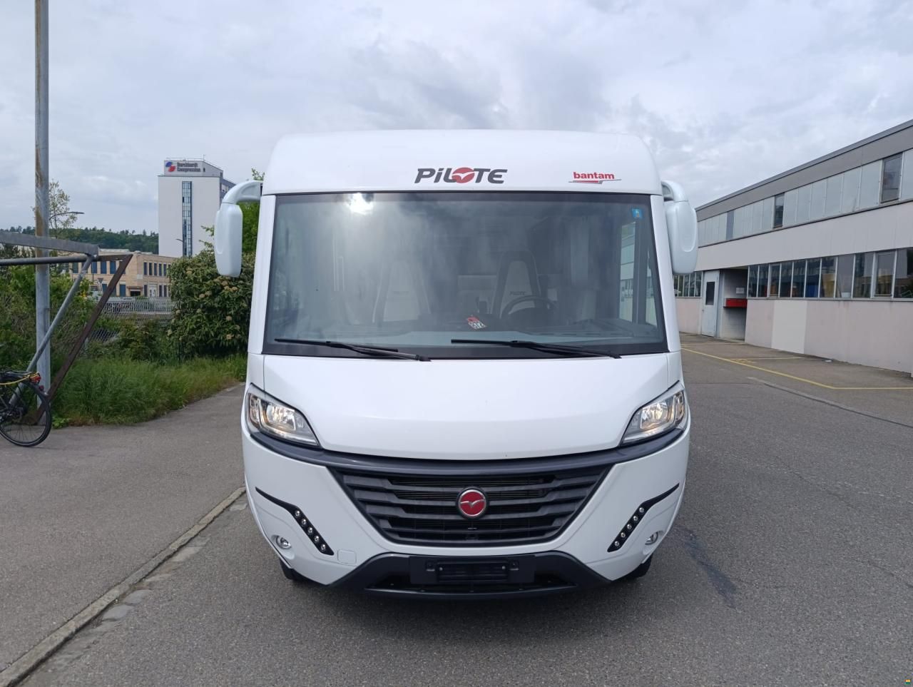 Pilote Expression G690H