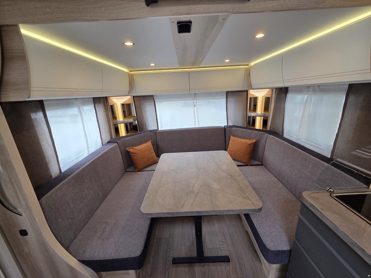 Hobby 515 UHL De Luxe