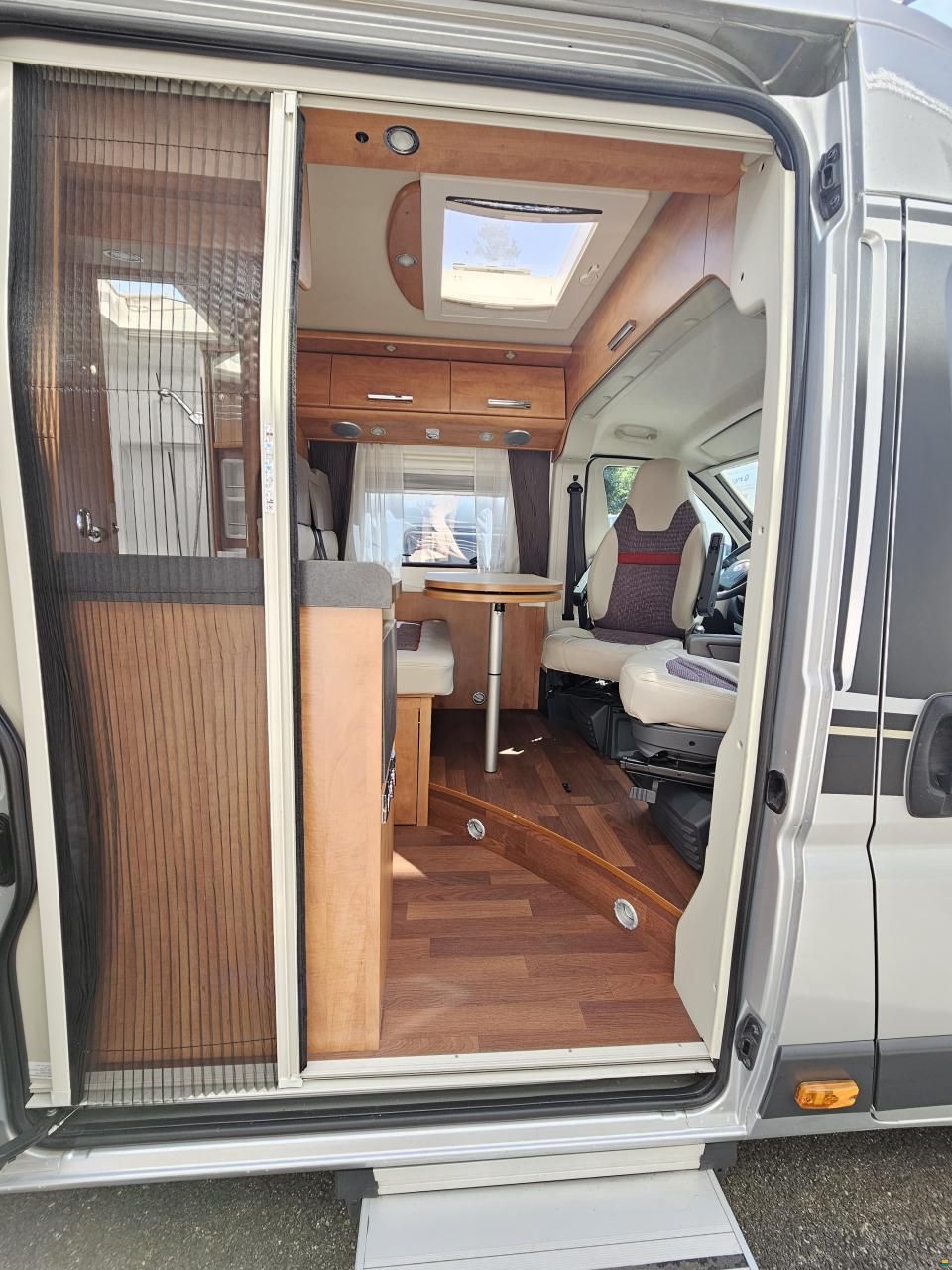 Malibu V636 LE mit Einzelbett, AHK!