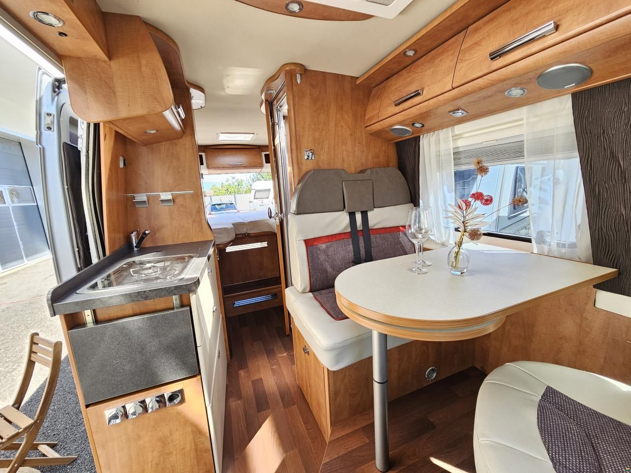 Malibu V636 LE mit Einzelbett, AHK!