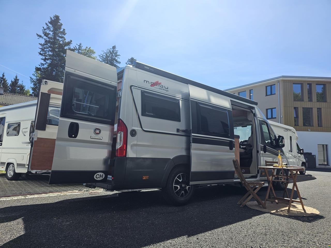 Malibu V636 LE mit Einzelbett, AHK!