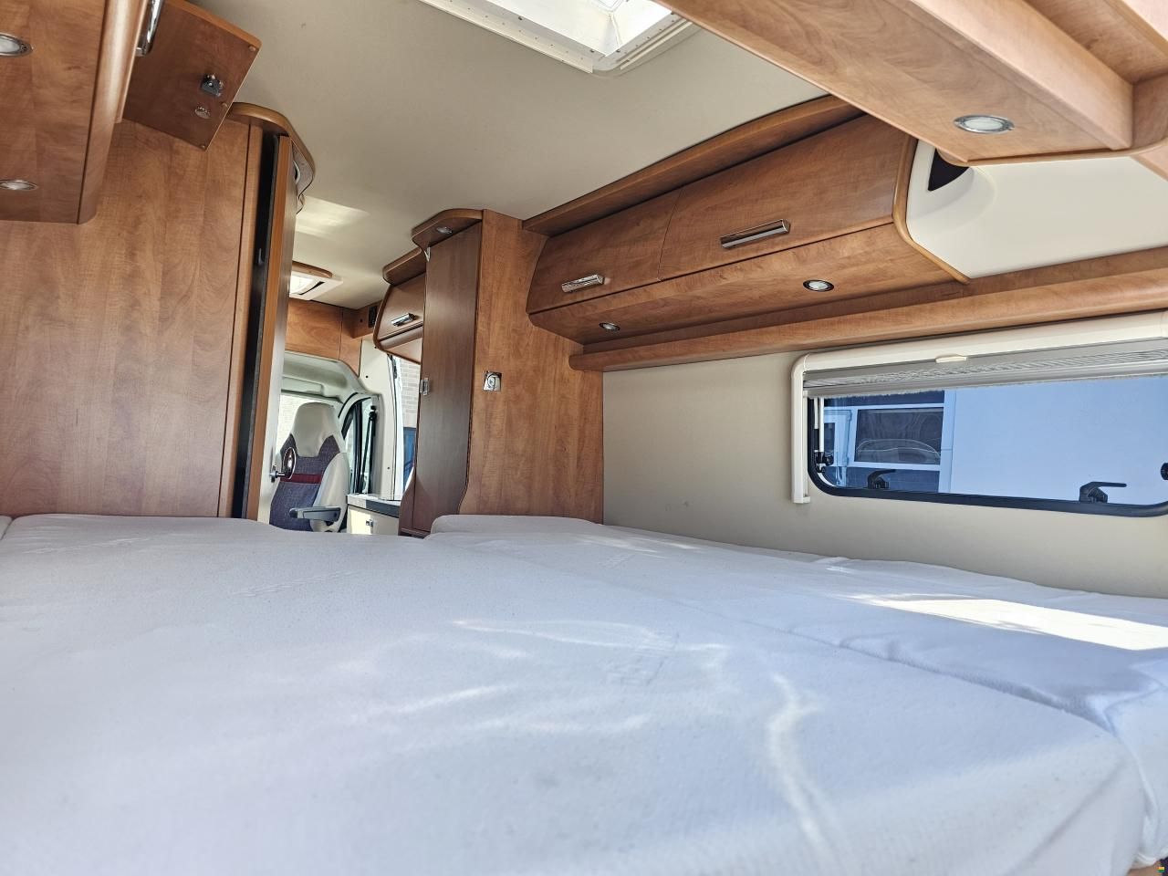 Malibu V636 LE mit Einzelbett, AHK!