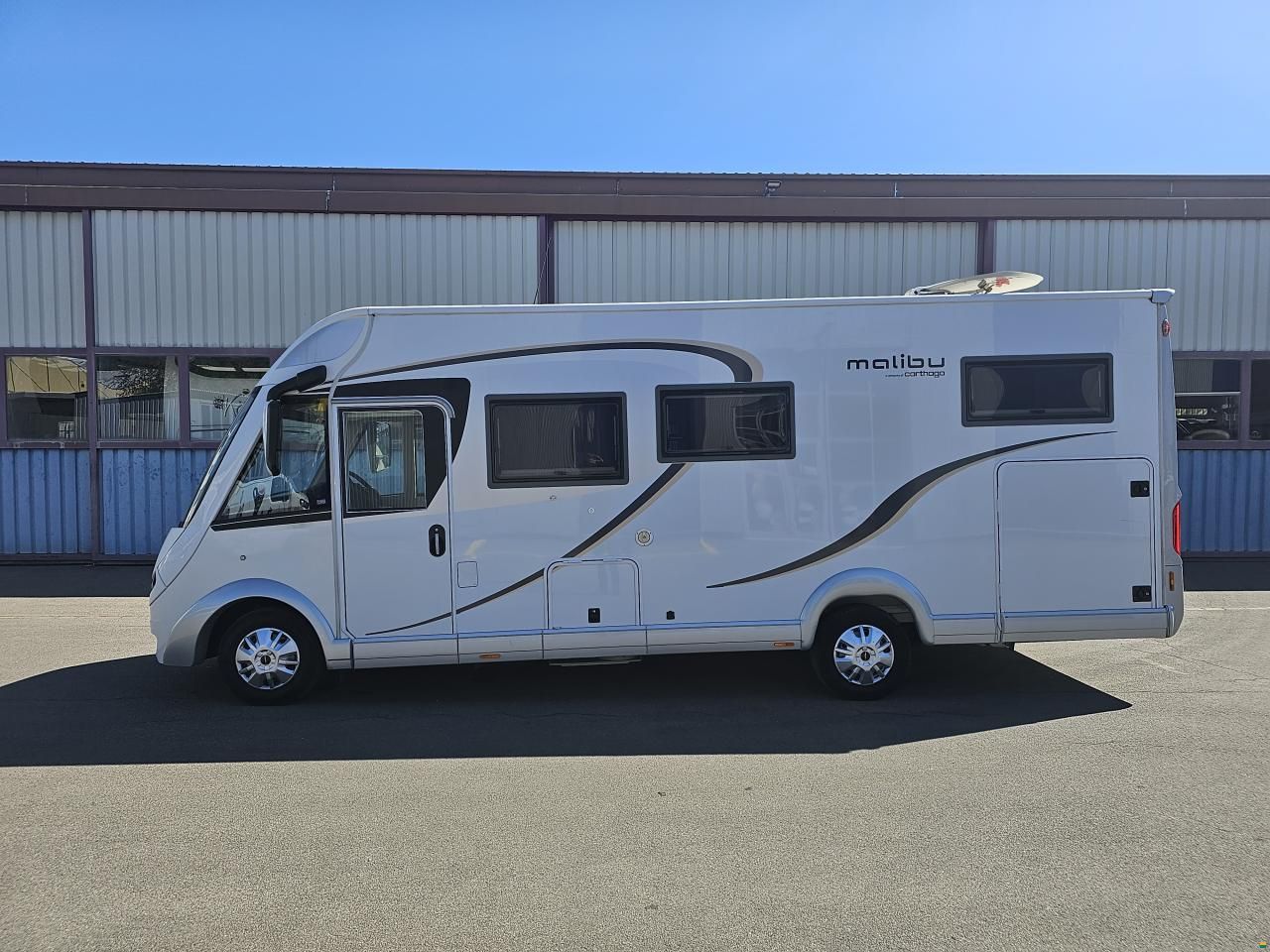 Malibu I 460 ( by Carthago )