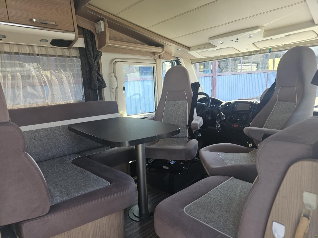 Malibu I 460 ( by Carthago )