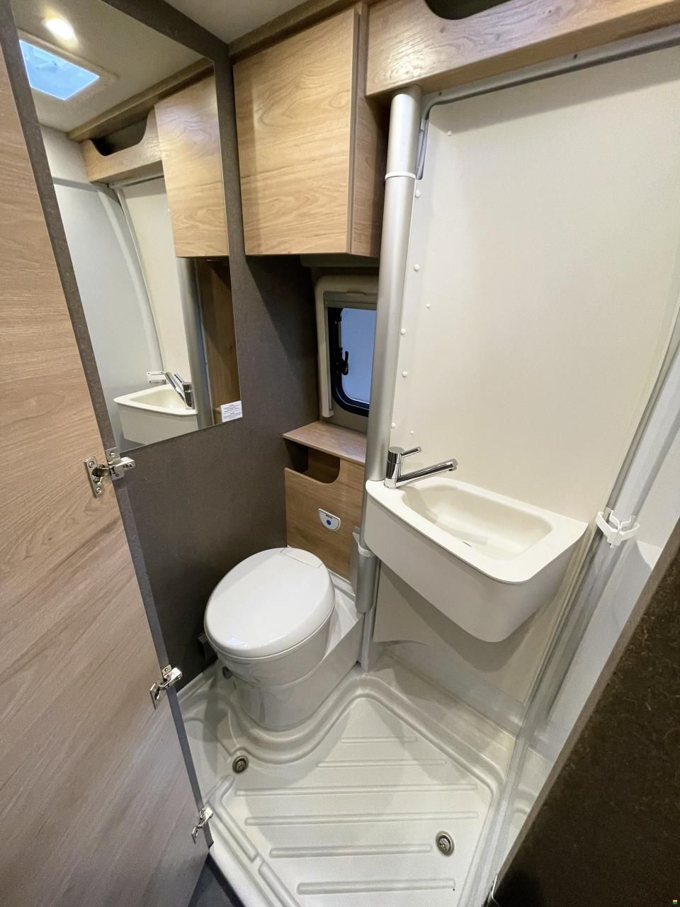 Dethleffs Globetrail 600 KS ACTIVE OFFROAD