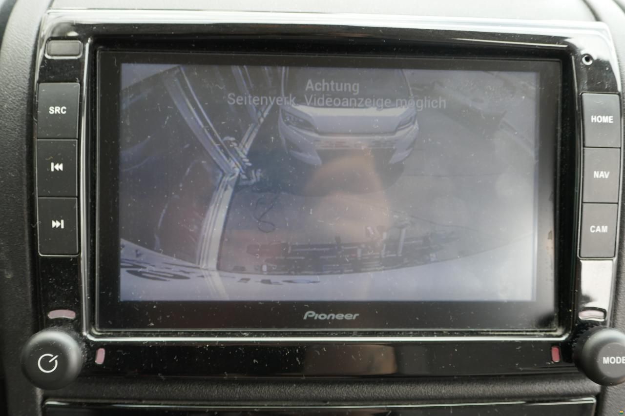 Knaus BoxLife 600 ME mit Aufstelldach