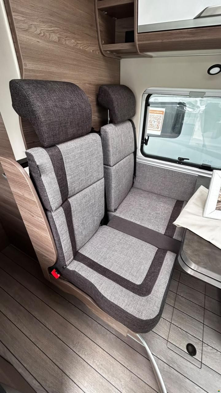 Knaus BoxLife 600 ME mit Aufstelldach