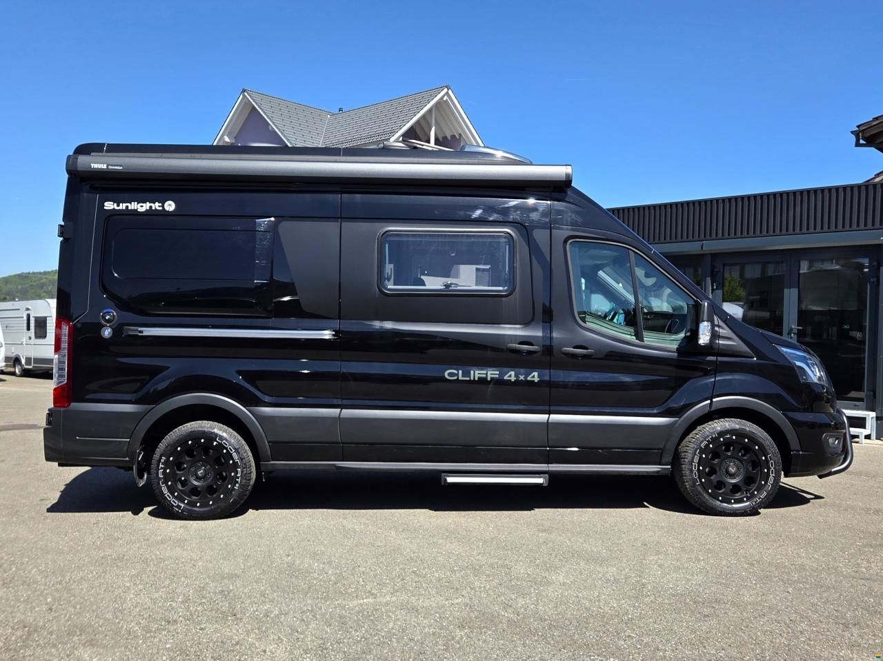 Sunlight Cliff 590 4x4