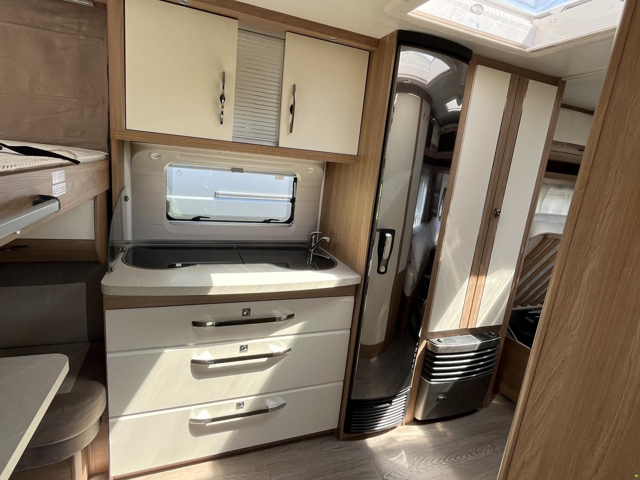 Hobby De Luxe 515 UHL