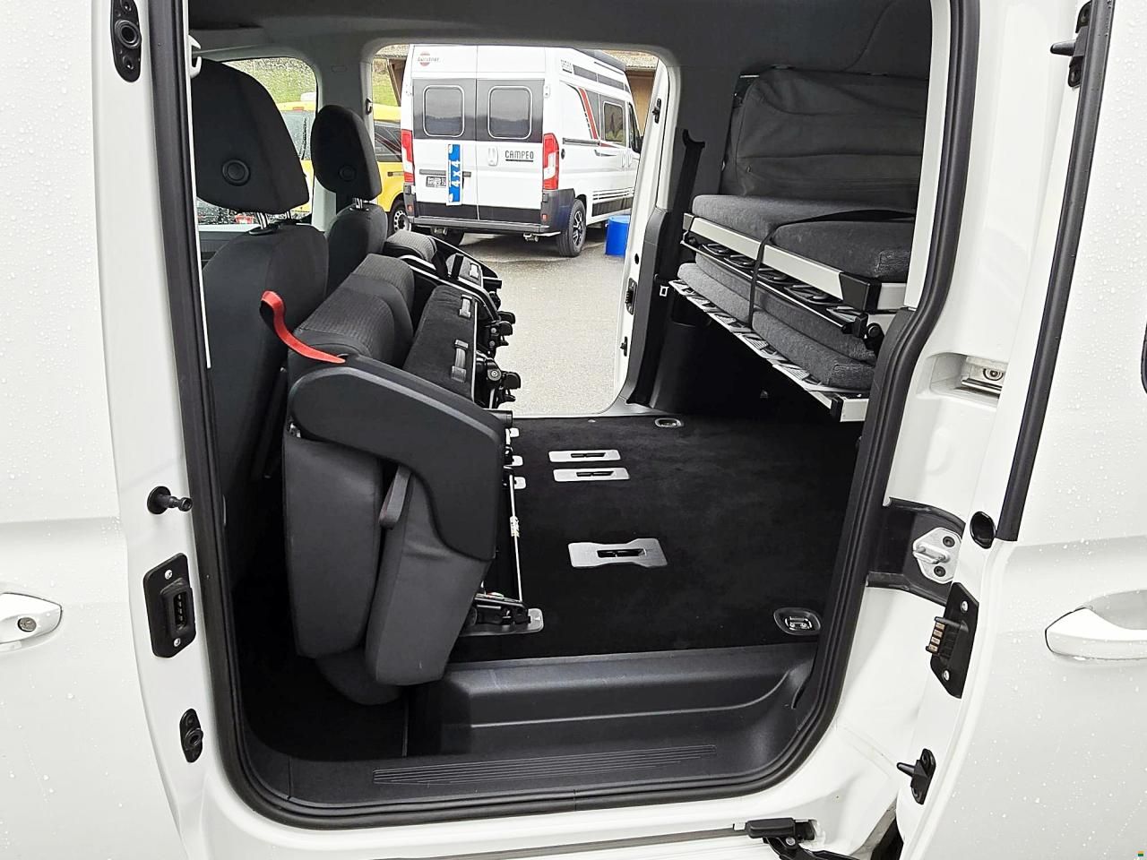Volkswagen Caddy California Maxi 1.5 TSI DSG