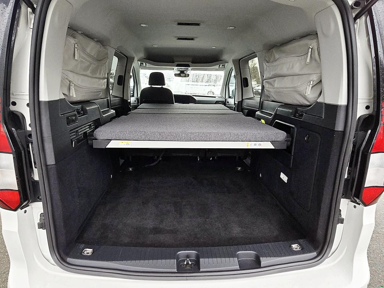 Volkswagen Caddy California Maxi 1.5 TSI DSG