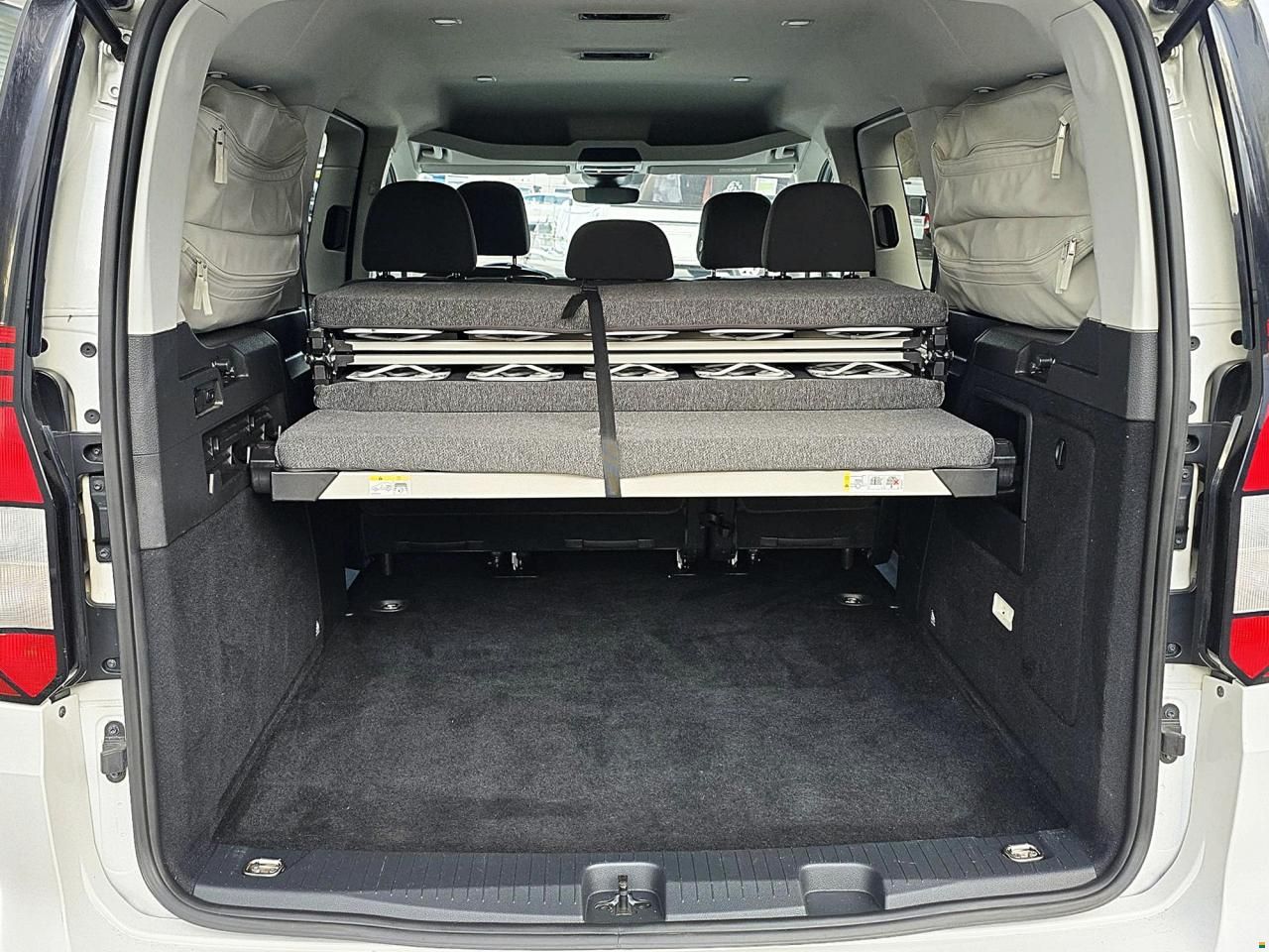 Volkswagen Caddy California Maxi 1.5 TSI DSG