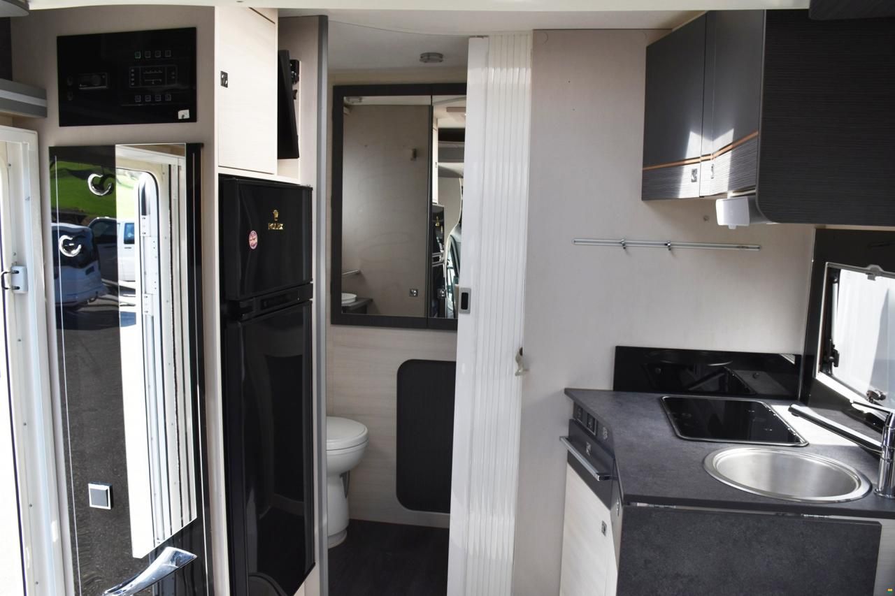 Chausson 650 TITANIUM PREMIUM 2.0 TDCI AUTOMAT