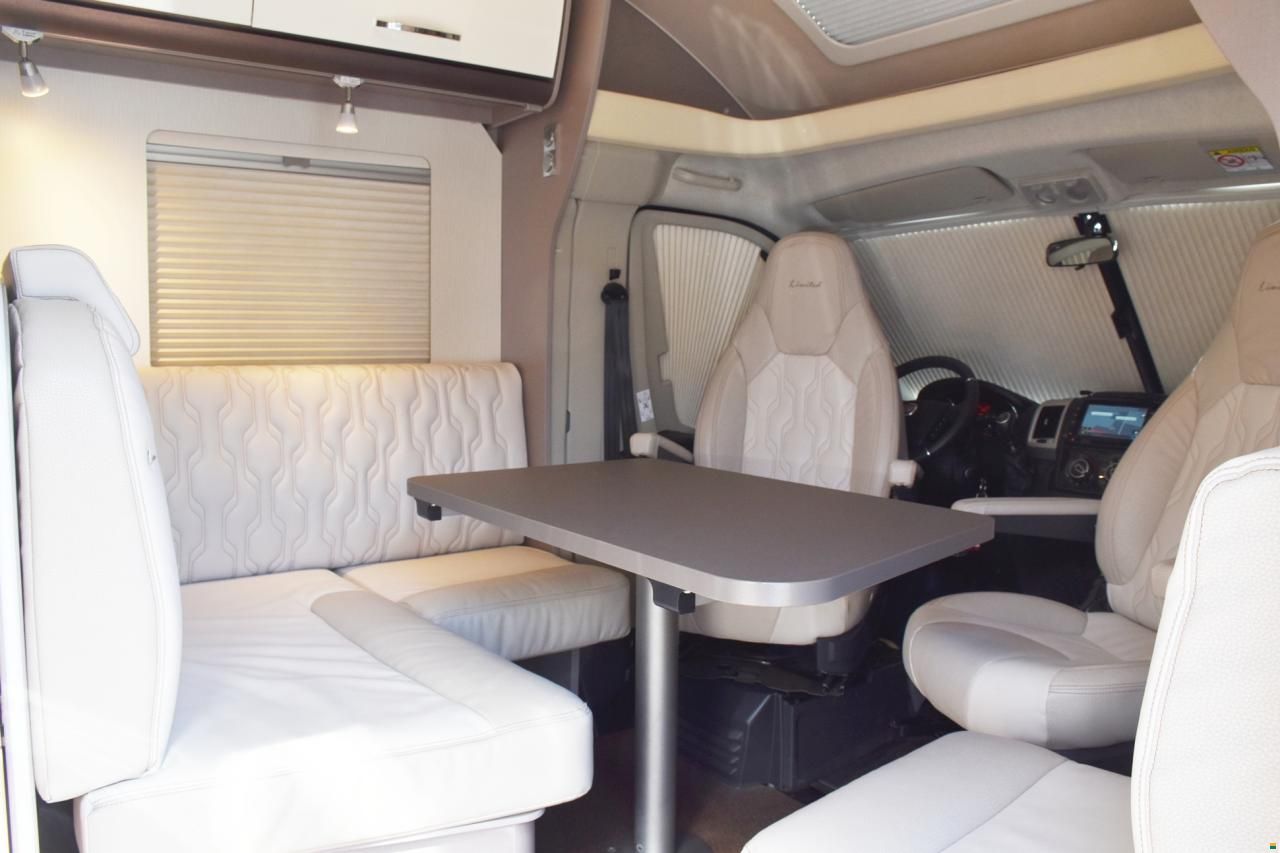 B&uuml;rstner T 690 G LIMITED 2.3 MJ150