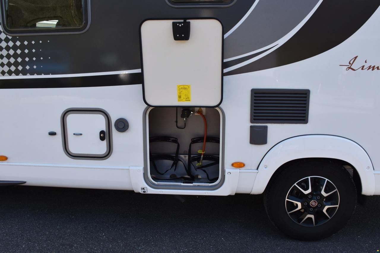 B&uuml;rstner T 690 G LIMITED 2.3 MJ150