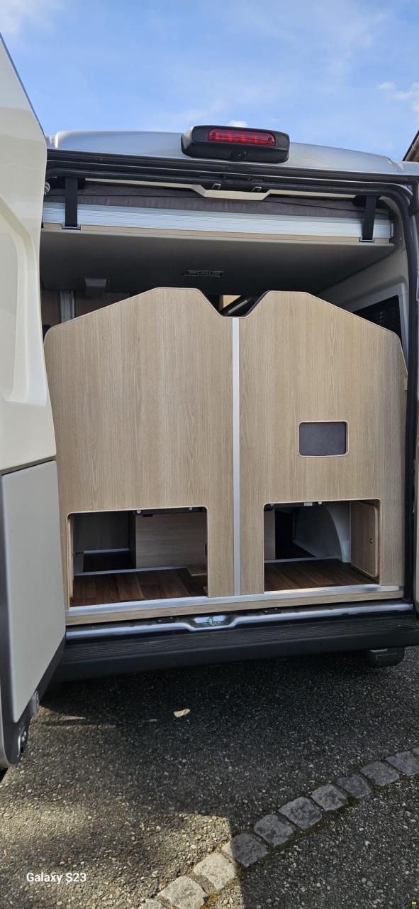 Bunkervan Boston 5.4m