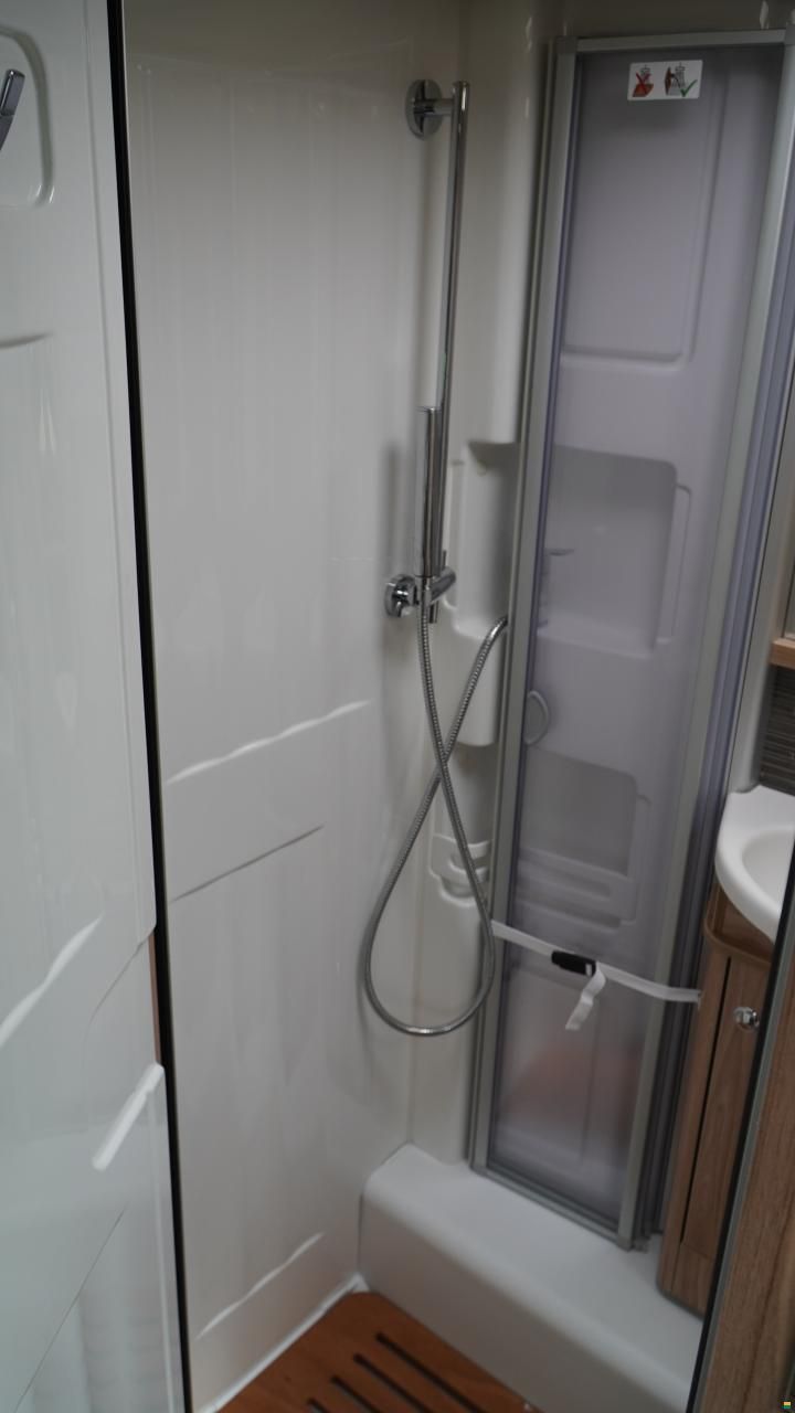 Hymer Exis T 588