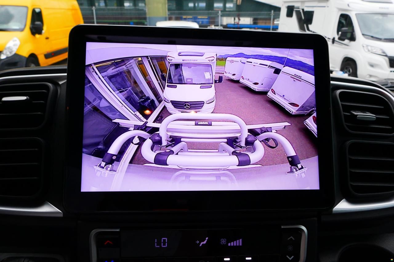 Knaus LiveWave 650 MF Platinum Selection