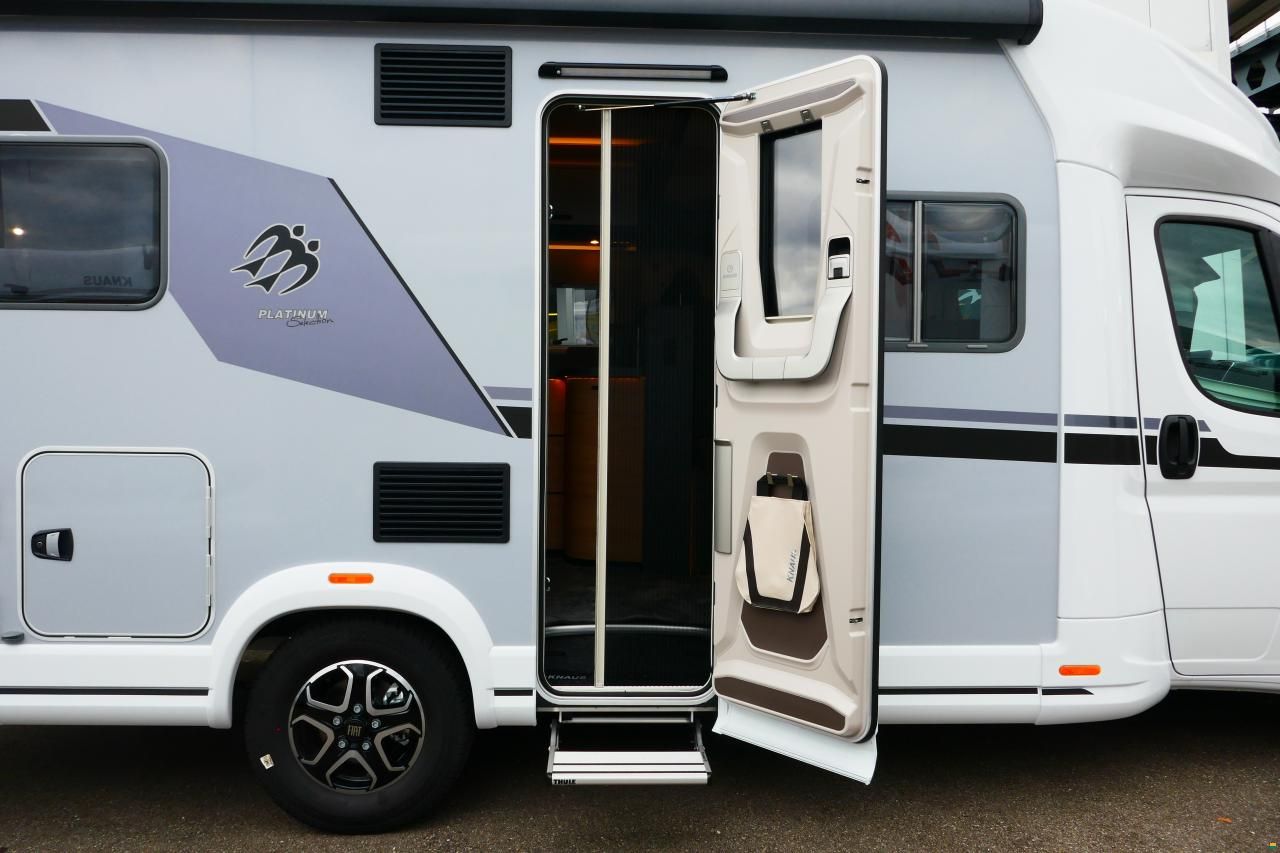 Knaus LiveWave 650 MF Platinum Selection