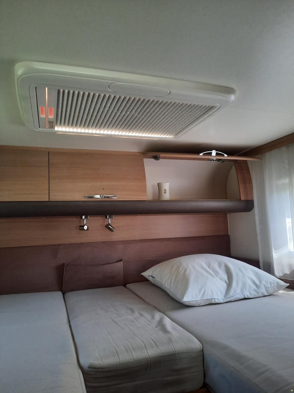 Adria MATRIX AXESS M 680SL