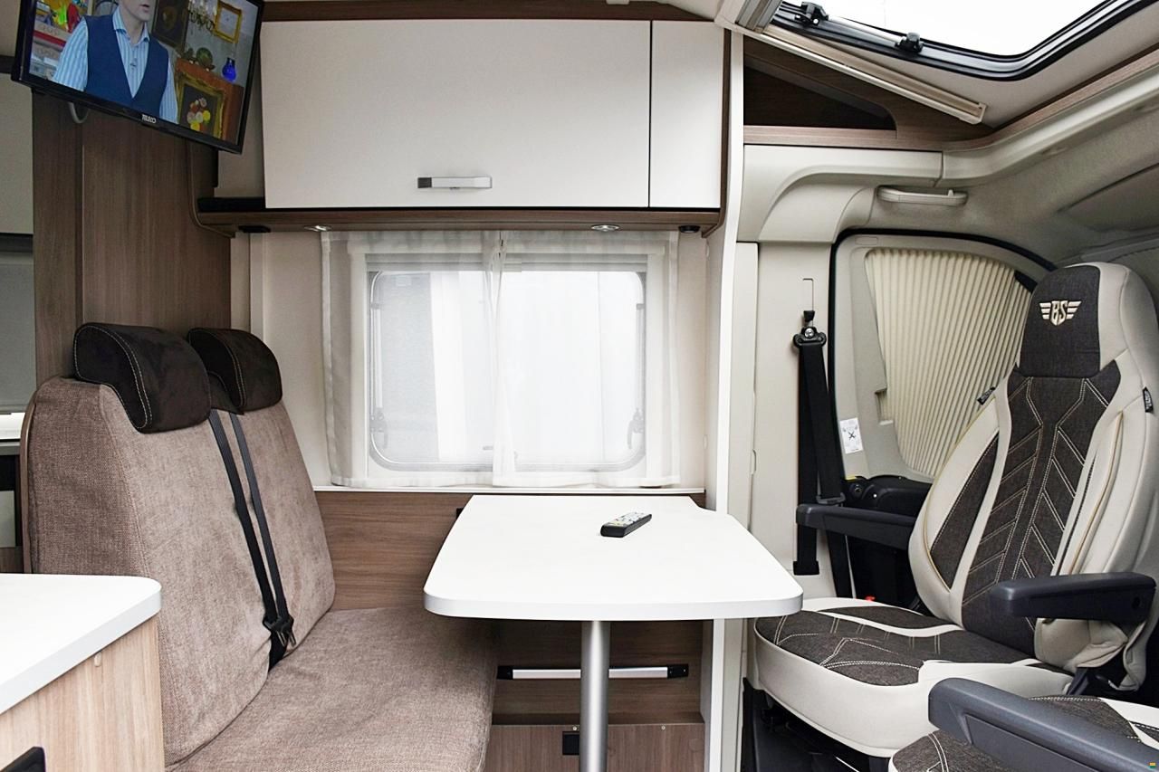Carado PRO V 337 2.2 HDI