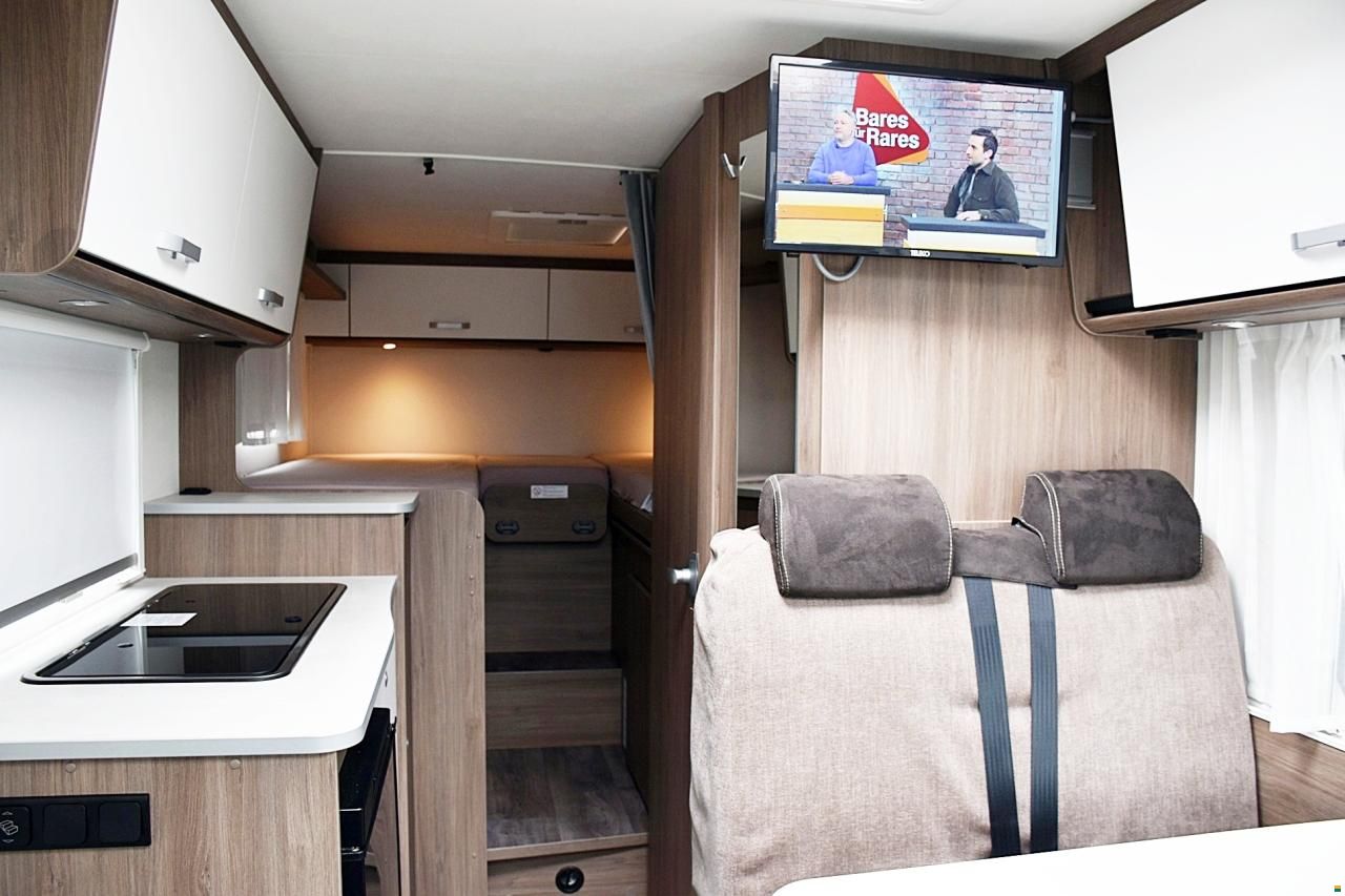 Carado PRO V 337 2.2 HDI