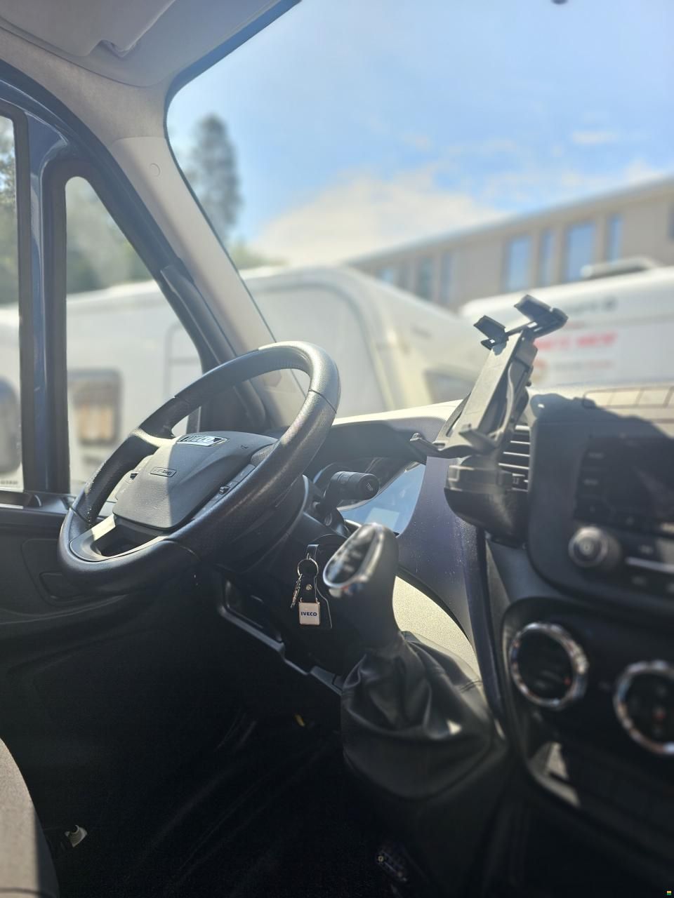 Iveco Daily 35s14V mit Automatikgetriebe, AHK!