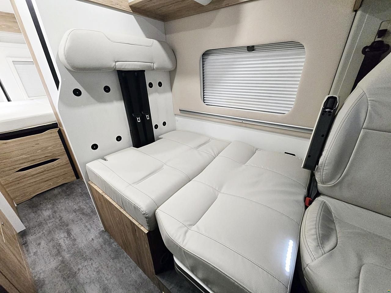 Pilote V 600 G-T 2.2 MJ AUTOMAT AUFSTELLDACH