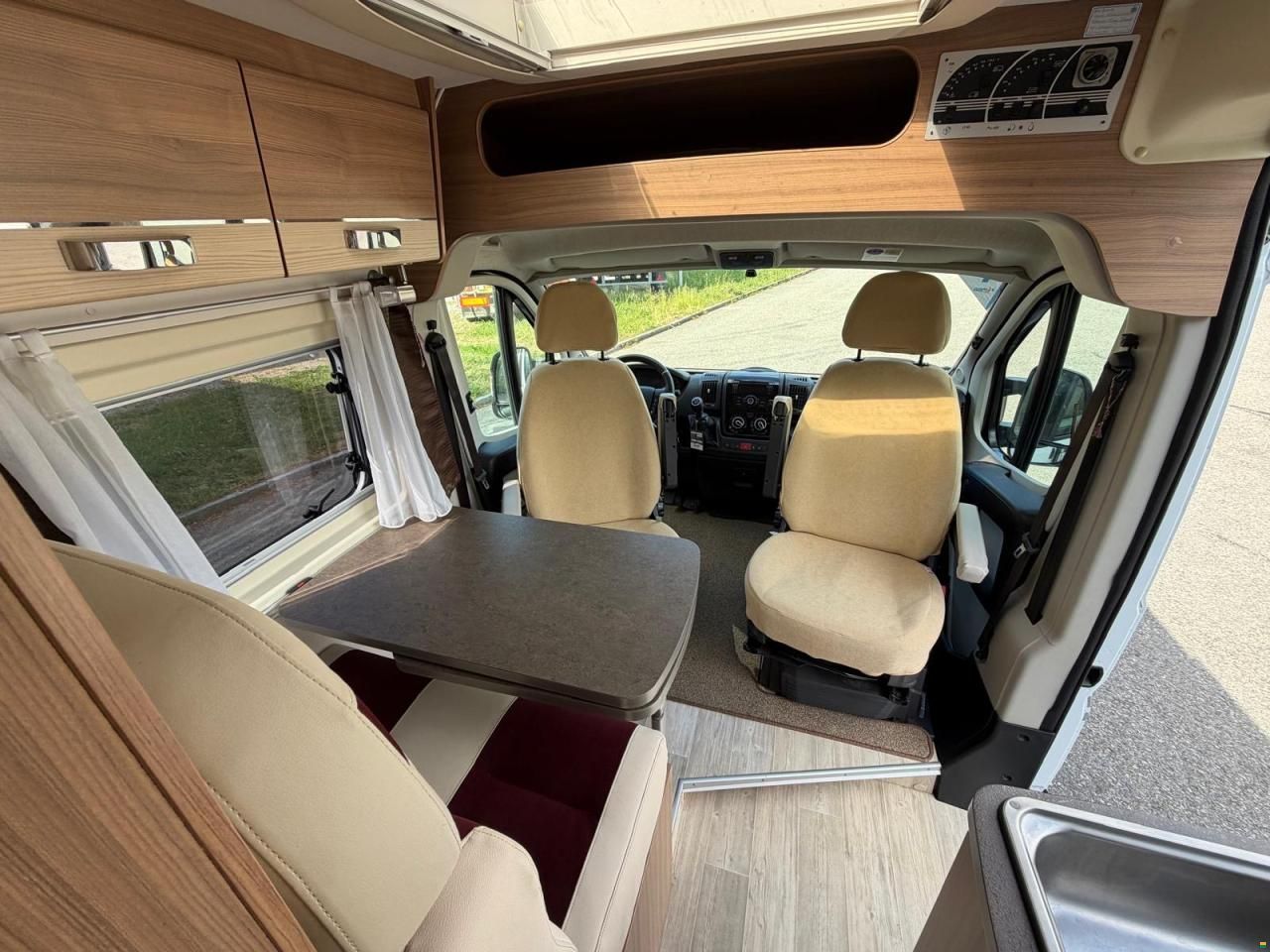 Fiat 2.3JTD 130PS**PILOTE V640 **L&Auml;NGSBETT**