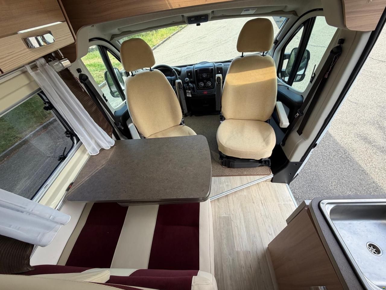 Fiat 2.3JTD 130PS**PILOTE V640 **L&Auml;NGSBETT**
