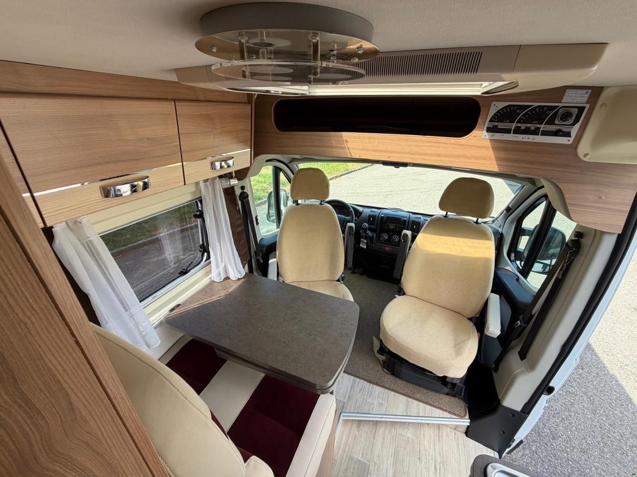 Fiat 2.3JTD 130PS**PILOTE V640 **L&Auml;NGSBETT**