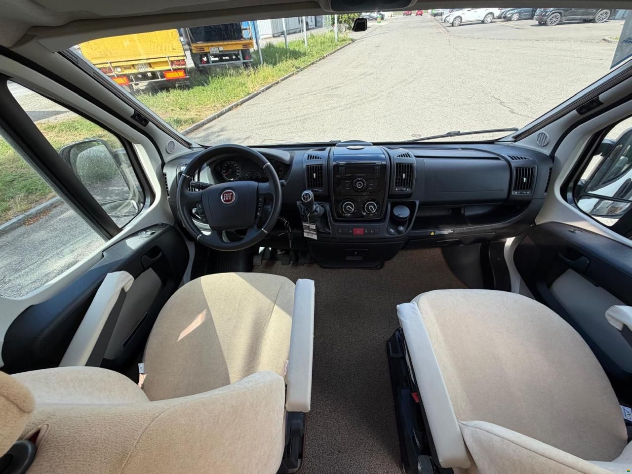 Fiat 2.3JTD 130PS**PILOTE V640 **L&Auml;NGSBETT**