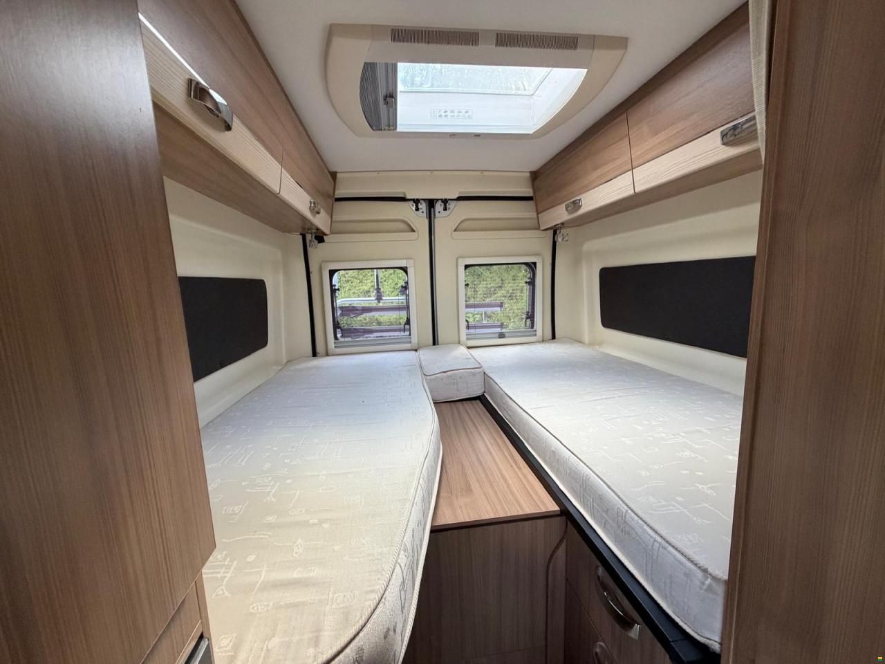 Fiat 2.3JTD 130PS**PILOTE V640 **L&Auml;NGSBETT**