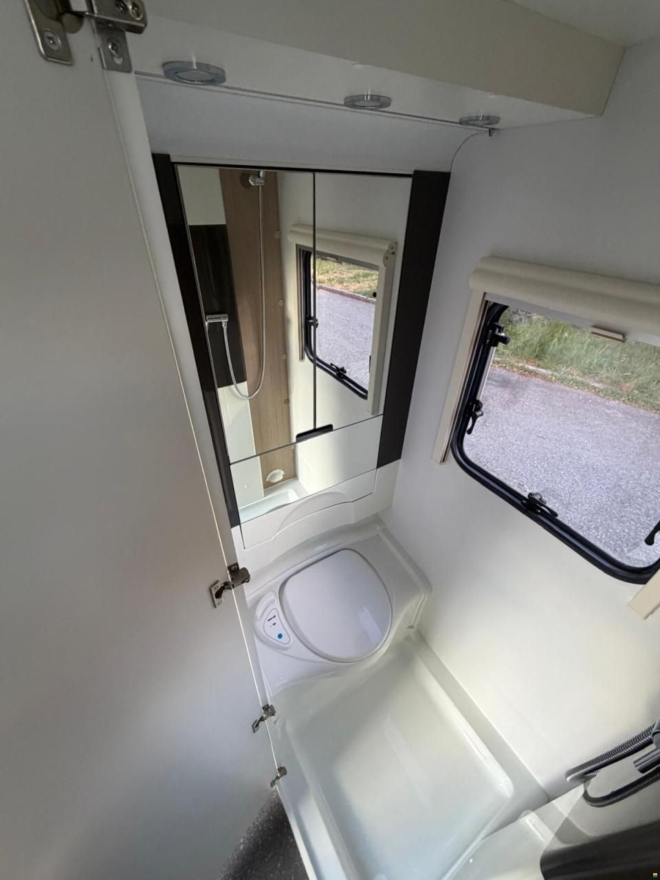Adria ***ACTIO 391PH*** SEHR GEPLFLEGTER ***