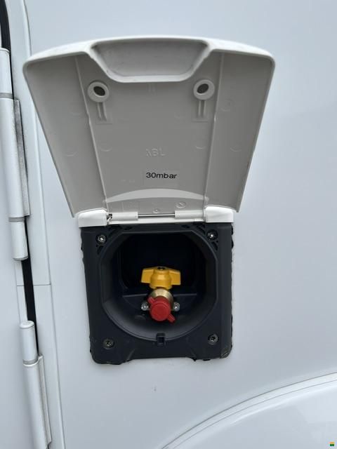 Knaus Sky TI 650 MEG
