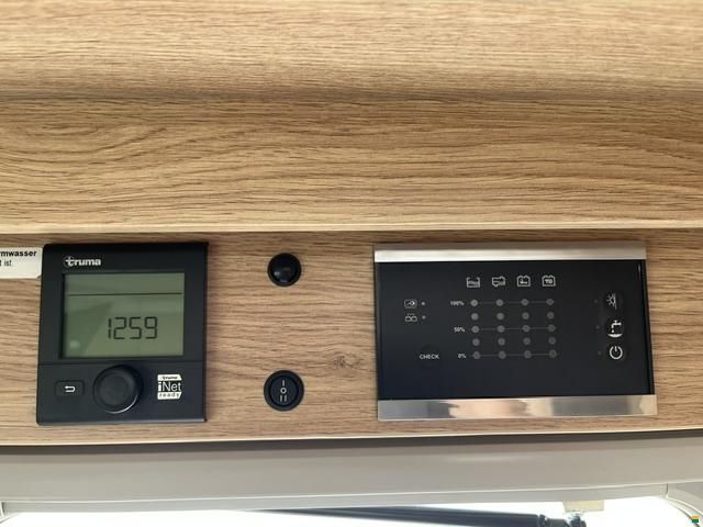 Knaus Sky TI 650 MEG