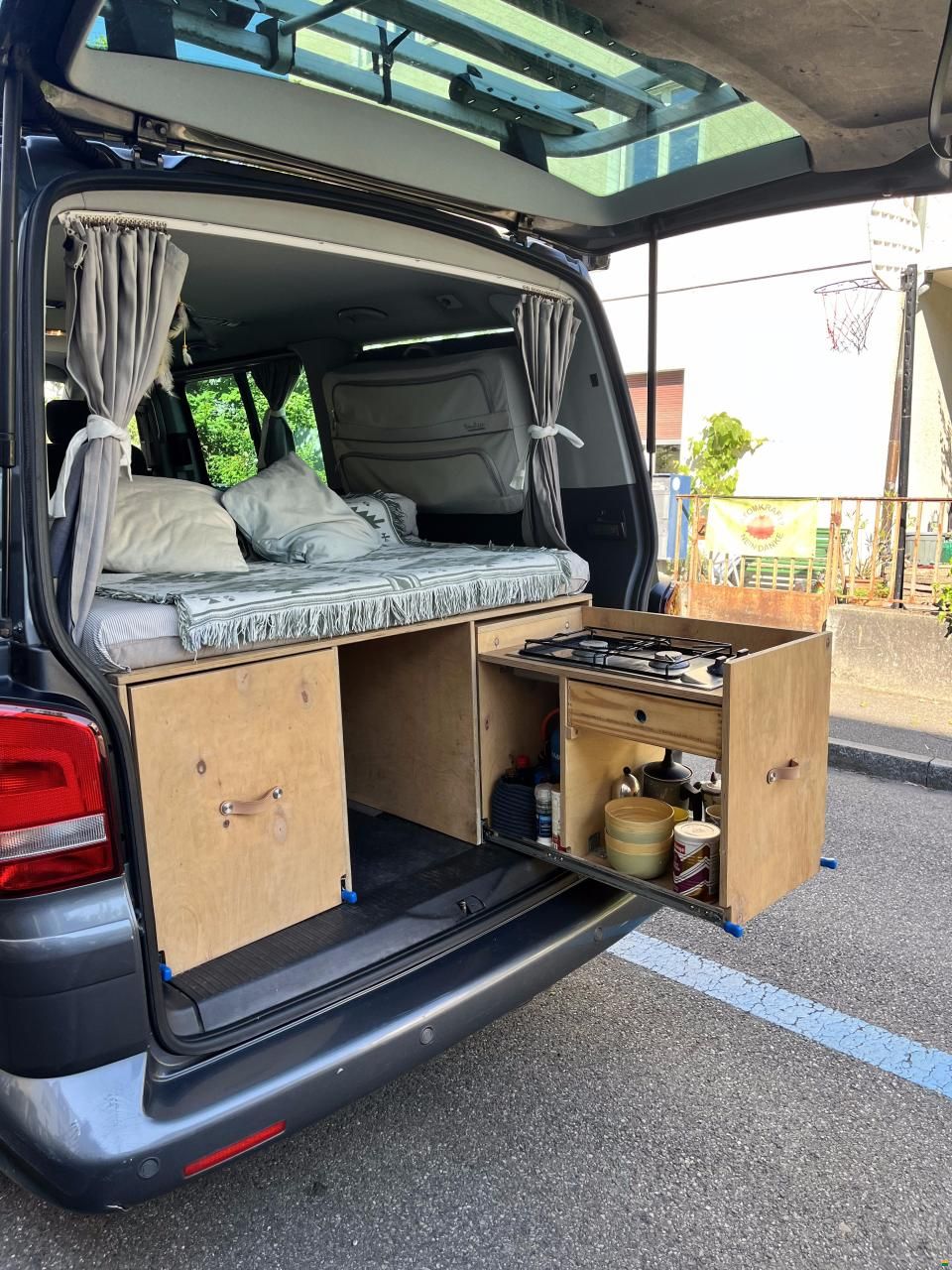 Volkswagen T5 Multivan 2.0 TDI