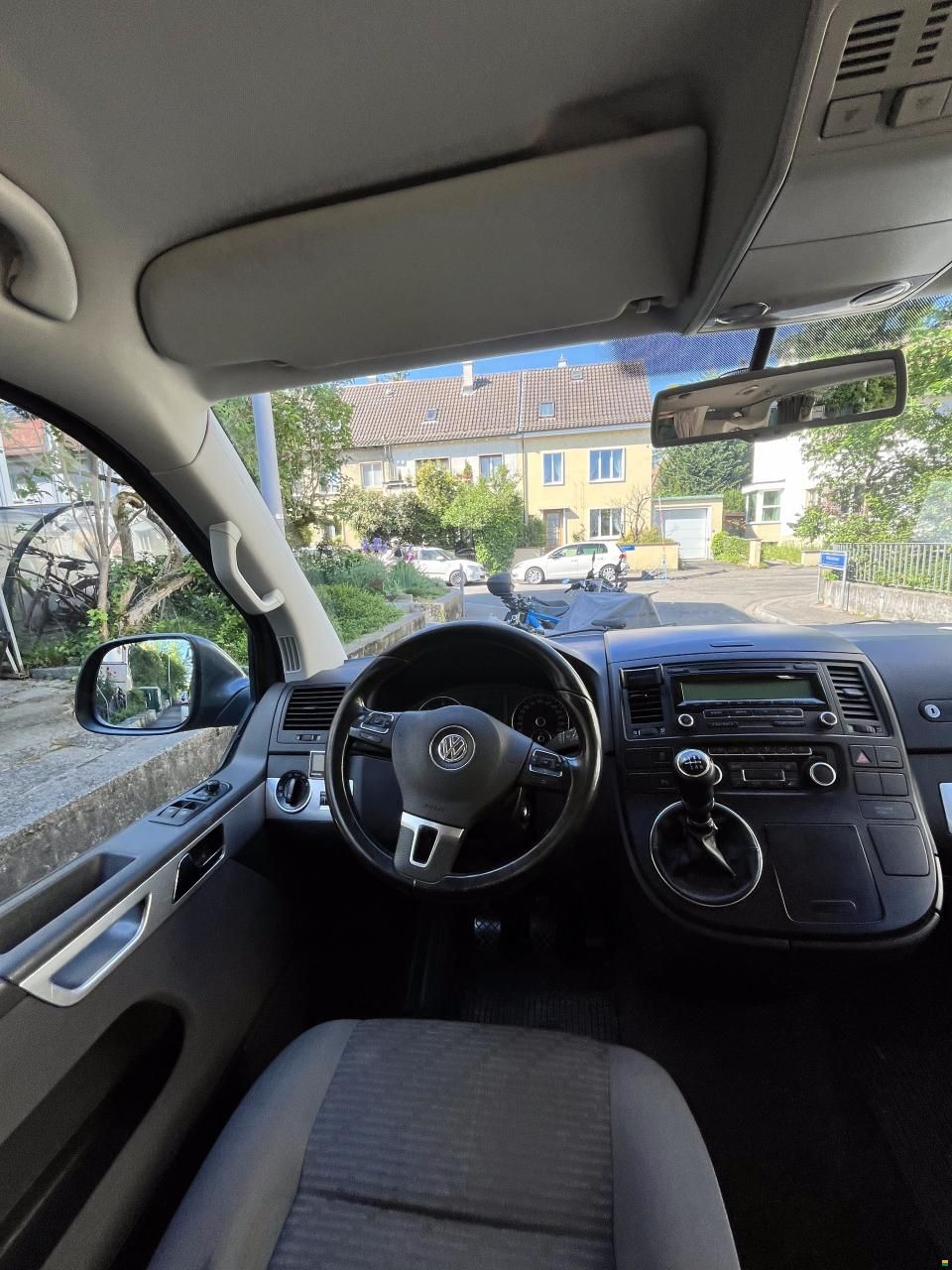 Volkswagen T5 Multivan 2.0 TDI