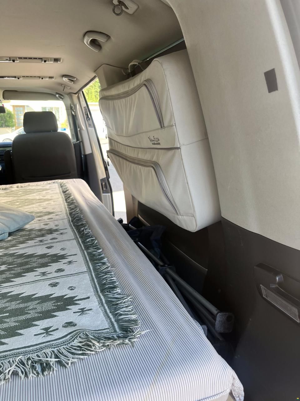 Volkswagen T5 Multivan 2.0 TDI