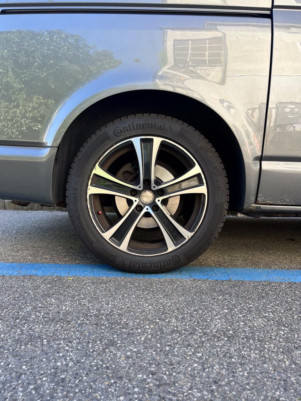 Volkswagen T5 Multivan 2.0 TDI