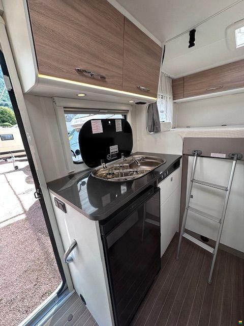 Blucamp Ocean 12