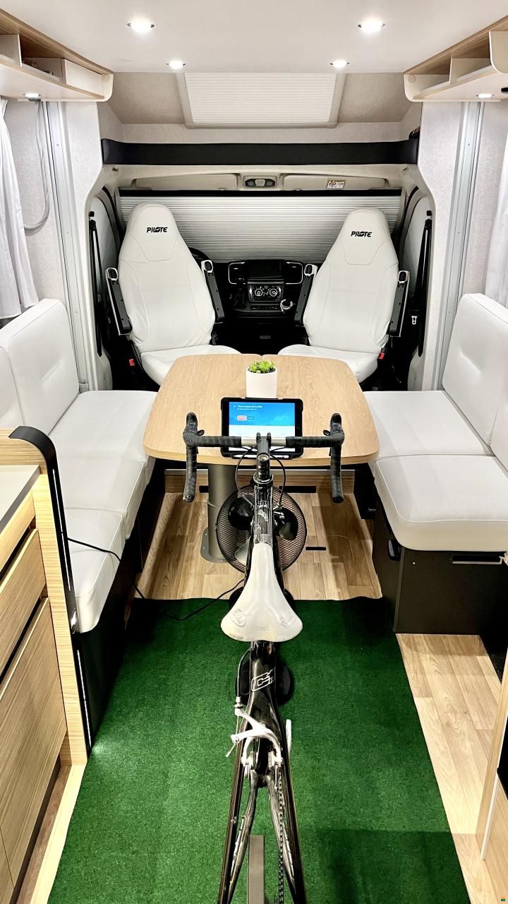 Pilote P690D