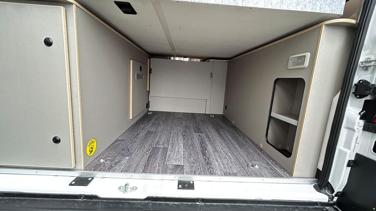 Weinsberg CaraBus Grey 600 ME Edition Fire
