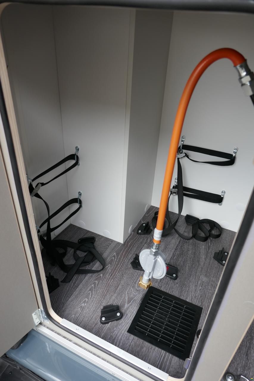 Weinsberg CaraBus Grey 600 MQ Ed. Fire