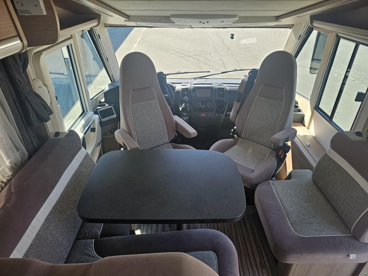 Malibu I 460 ( by Cathago )