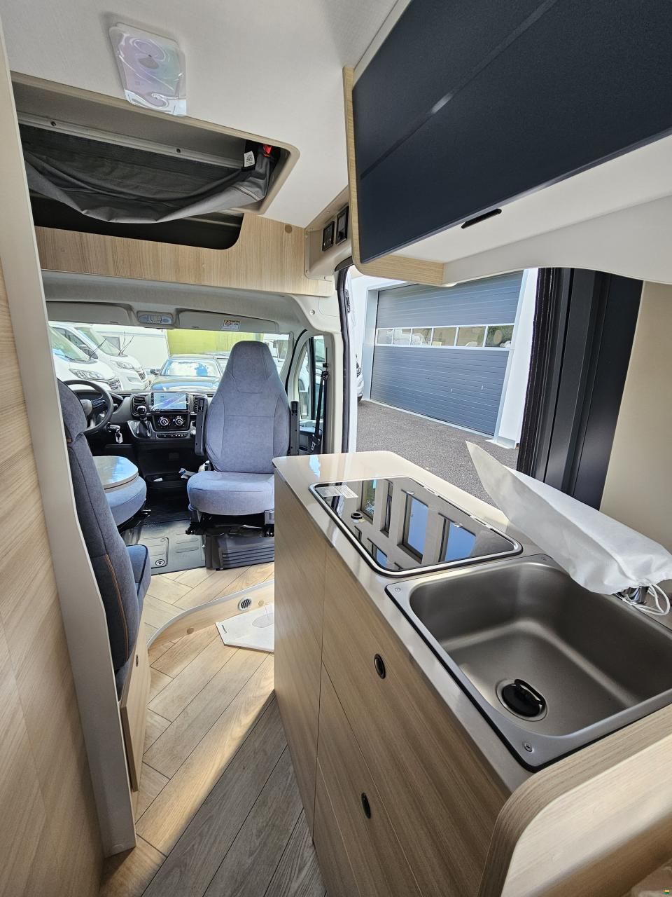 Challenger V114S mit Doppelbett & Schlafdach!