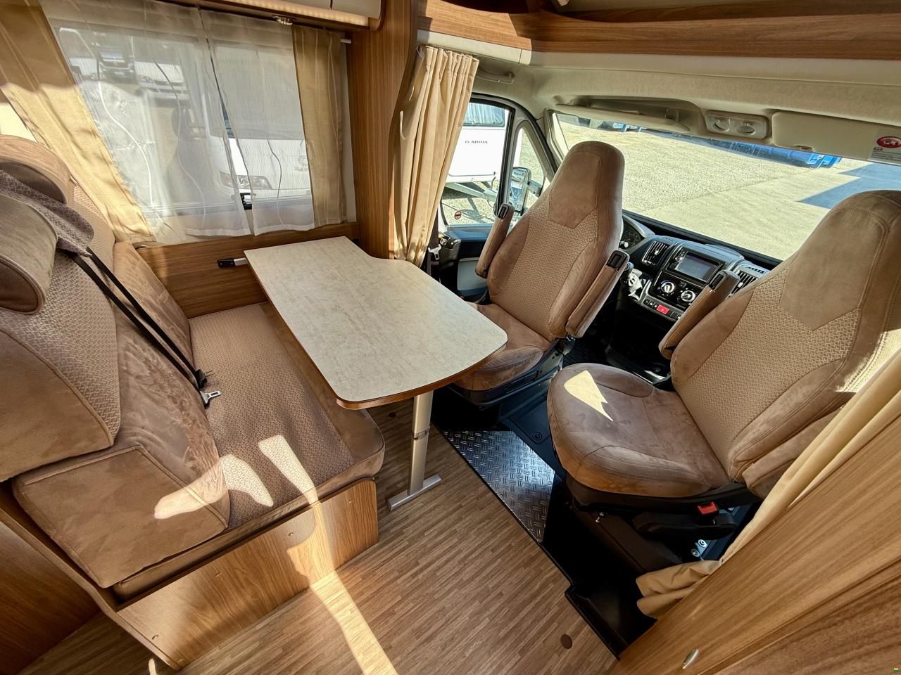 Carado Capron T132 EG - Kompakt